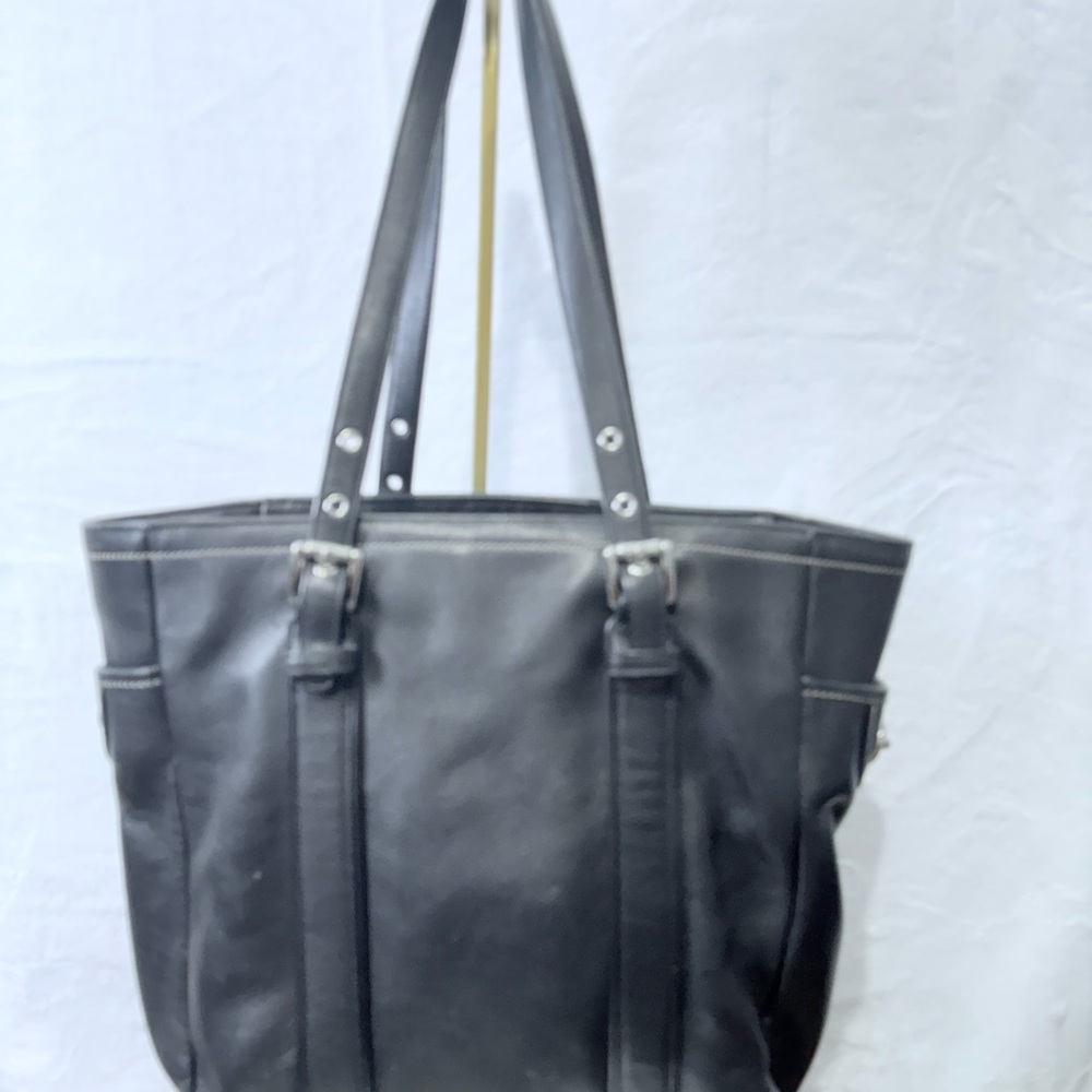 Coach Black Leather Shoulder Bag - Picture 5 of 5